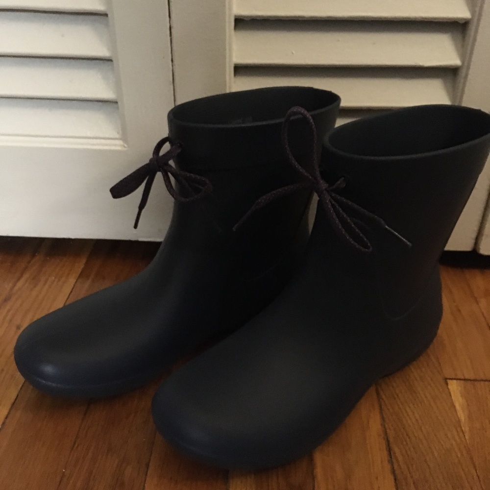 Crocs women’s  rain boots